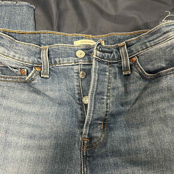 Levi Jeans - Picture 5 of 8